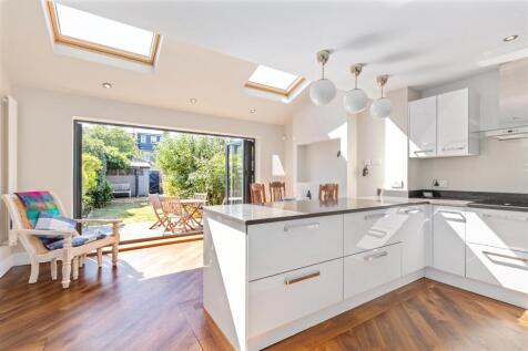 Dupont Road, Raynes Park