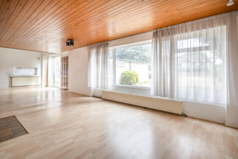 Sandy Lane, Richmond, TW10