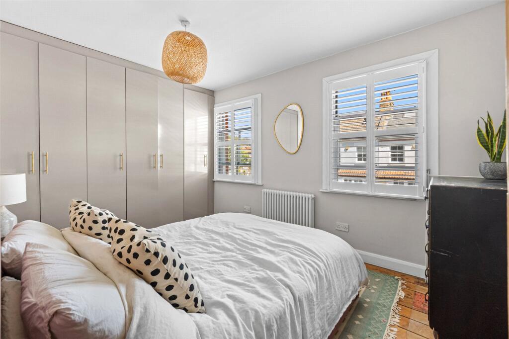 Andover Road, Twickenham, TW2
