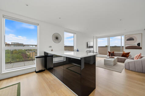 Pump House Crescent, Brentford, TW8
