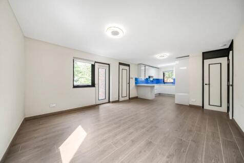 Mallard Place, Twickenham, TW1