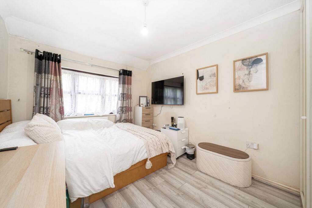 Beaumont Place, Isleworth