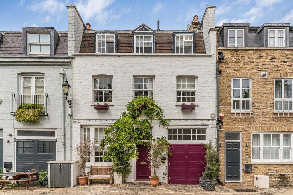 Hyde Park Gardens Mews, London, W2