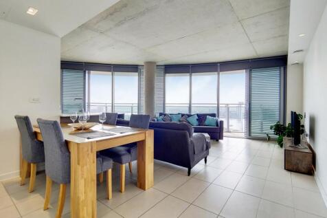 Hoola Apartments, Royal Victoria Dock