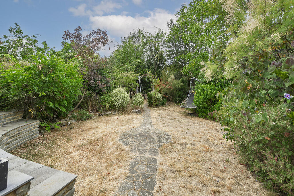Latchmere Lane, Surrey, Kingston upon Thames