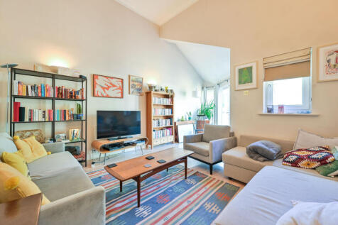 Woodland Crescent, Canada Water, London, SE16