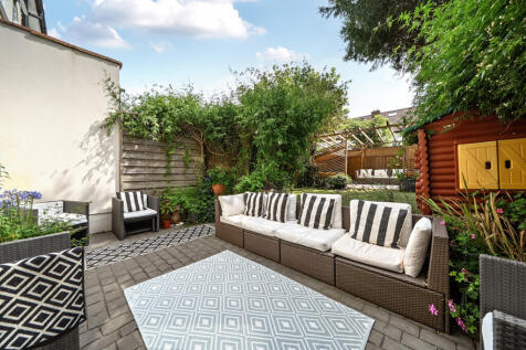 Kilgour Road, London