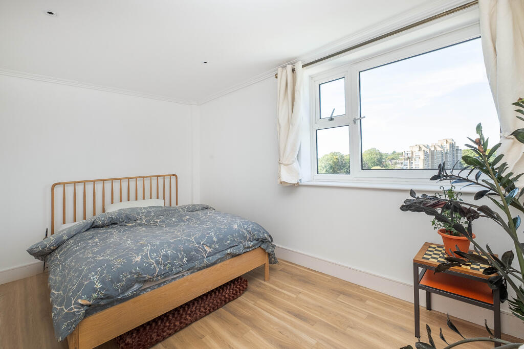 Albany Park Road, Kingston Upon Thames, KT2