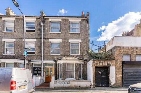 Boundary Lane, London