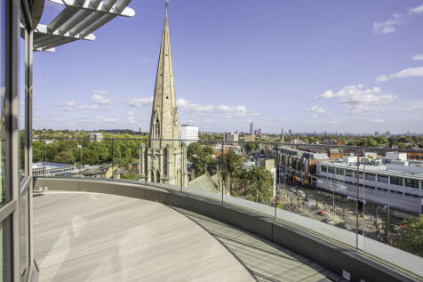 New Broadway, London, W5