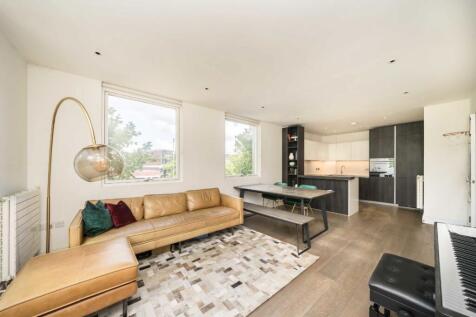 Queenshurst Square, Kingston Upon Thames