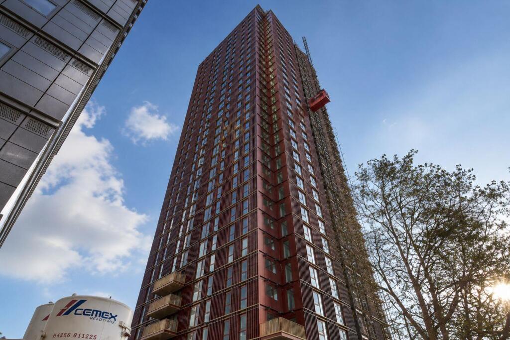 Bellamy Close, London, E14
