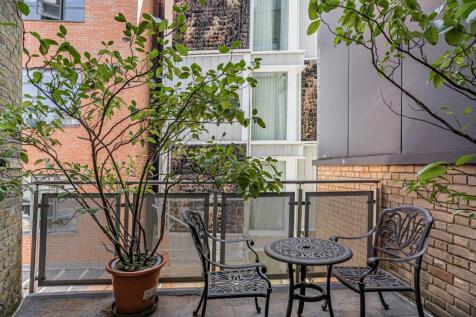 Shepherdess Place, London, N1