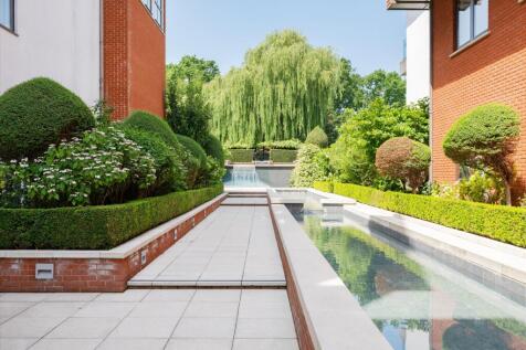 The Bishops Avenue, London N2