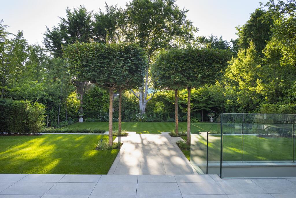Roehampton Gate, London, South West London, SW15