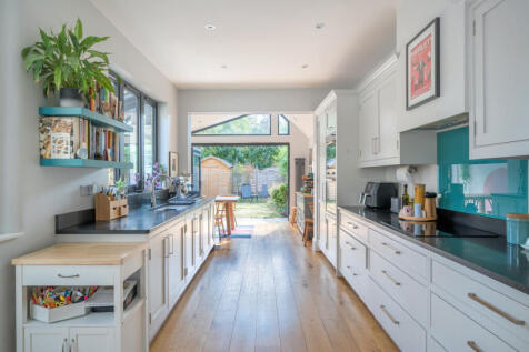 Athenlay Road, London, SE15