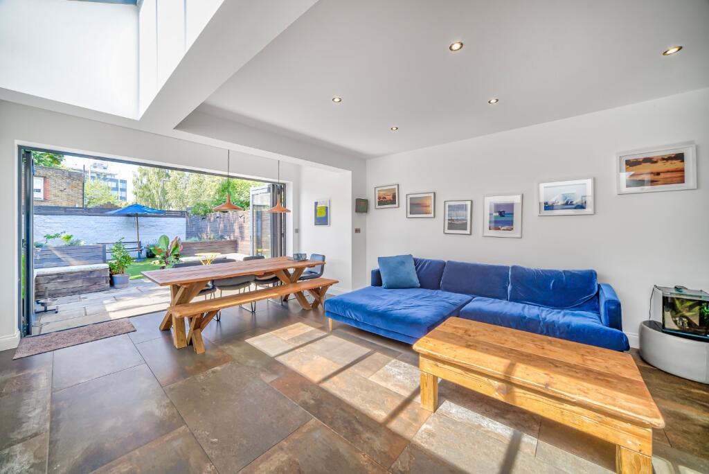 Cedar Road, Teddington, TW11