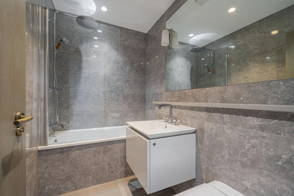 The Grove, Ealing, W5