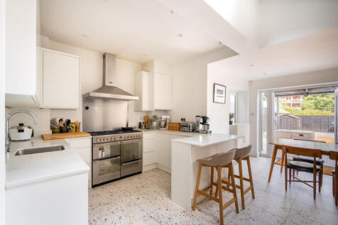 Ladywell Road, London, SE13