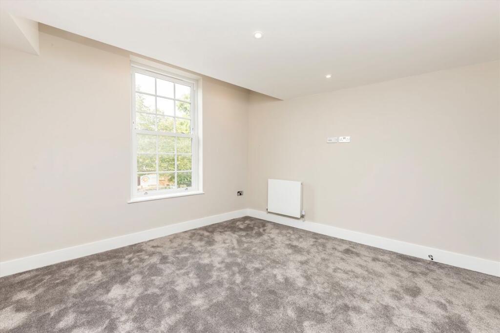 Whitton Road, Twickenham