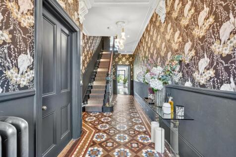 Twyford Avenue, Acton