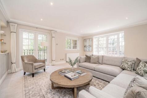Goldcrest Mews, Ealing