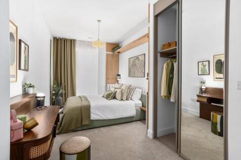 15 Tandy Place
Queen Elizabeth Olympic Park,
London
E20 3AS