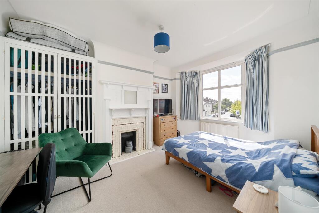 Kingston Road, Raynes Park
