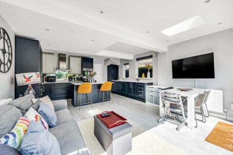 Mayfield Gardens, Hanwell