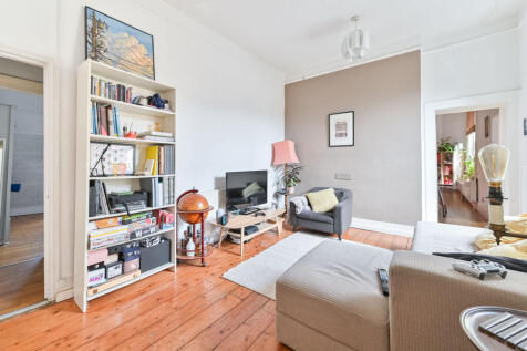 Brixton Road, Brixton, London, SW9