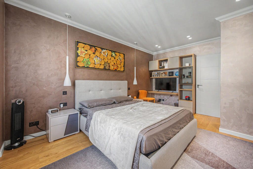 Belvedere Road, Waterloo, London, SE1