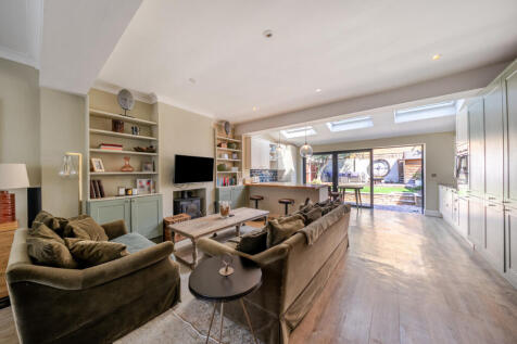 Blackshaw Road, Tooting, London, SW17