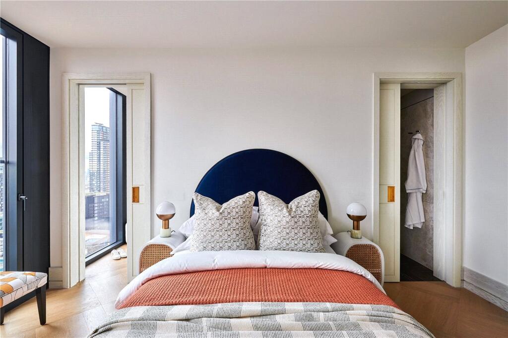 One Crown Place, Hackney, EC2A