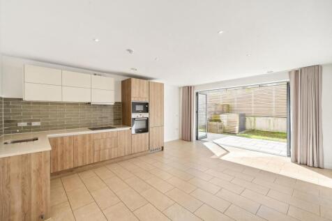 Beatrice Place, Southfields, London SW19