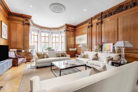 Windlesham Grove, London, SW19