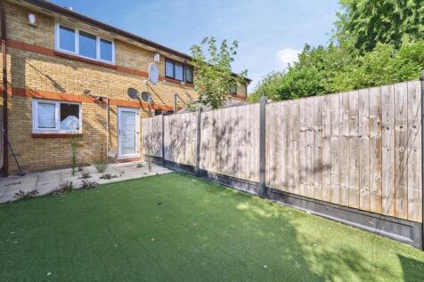 Tom Hood Close, LONDON, London, E15