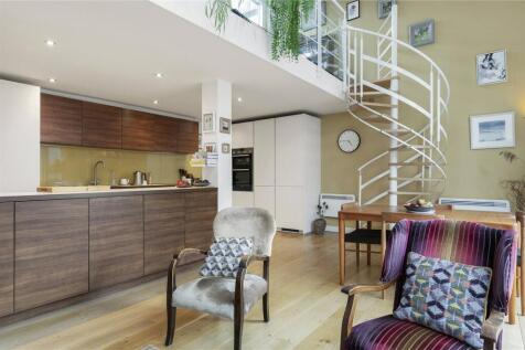Matisse Court, 15-18 Featherstone Street, London, EC1Y