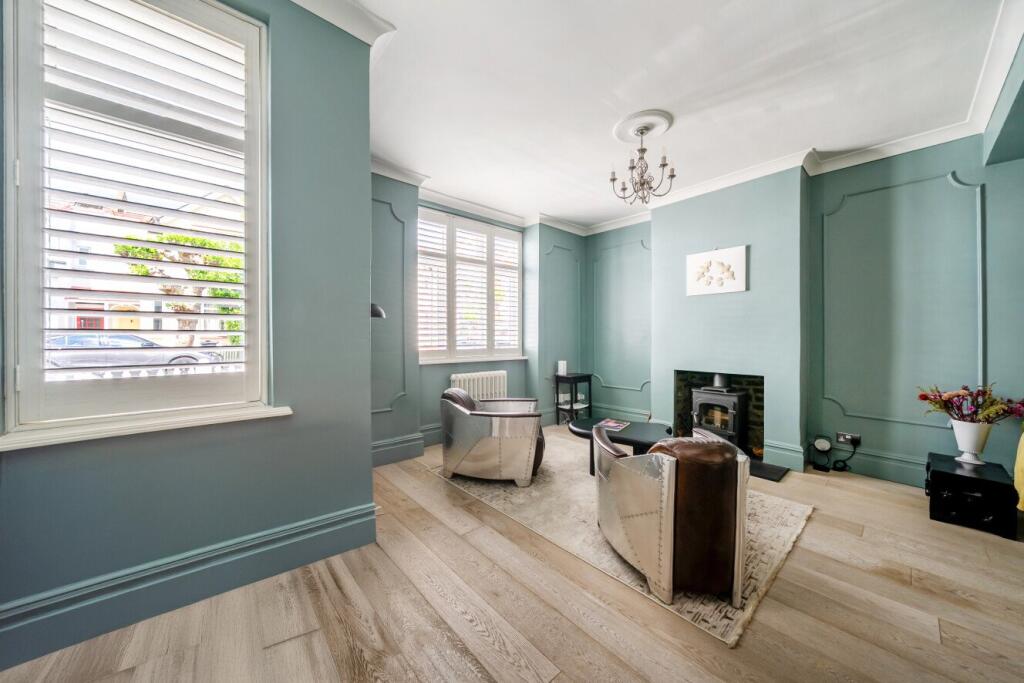 Southdown Road, Raynes Park, London, SW20