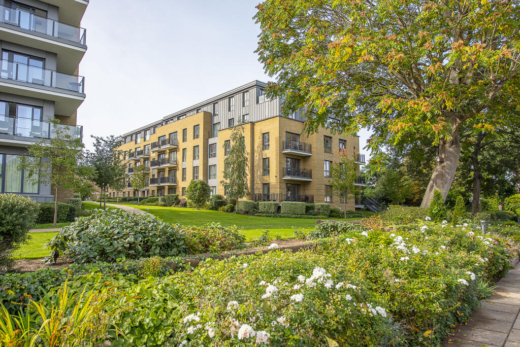 Broom Road, Teddington, TW11