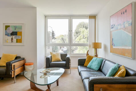 Deena Close, Ealing, London, W3
