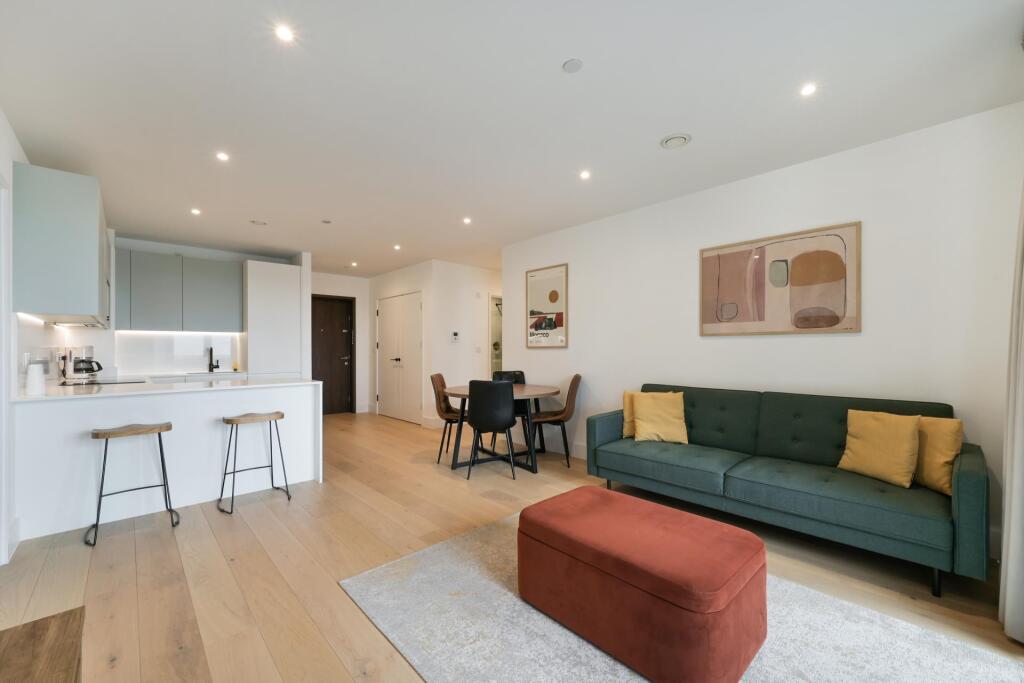 Jasmine House, Brentford
