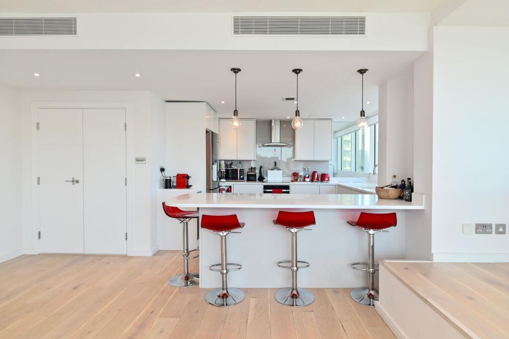 Grosvenor Road, SW1V