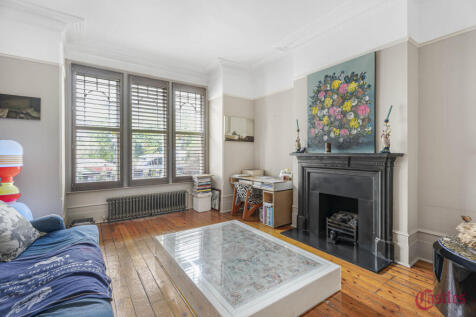 Whitehall Park, N19