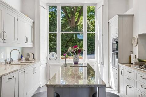 Heath Villas, Vale of Health, NW3