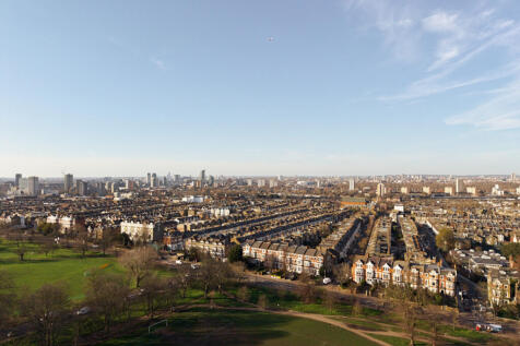 Clapham Common North Side, London, SW4