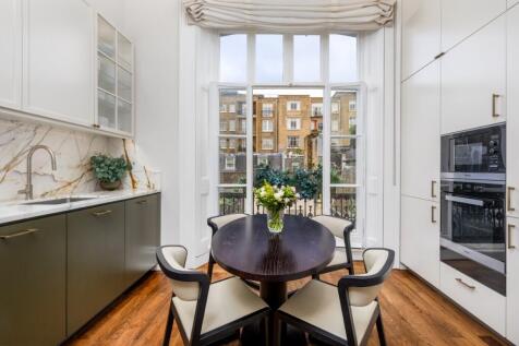 Eaton Place, begravia, London, SW1X