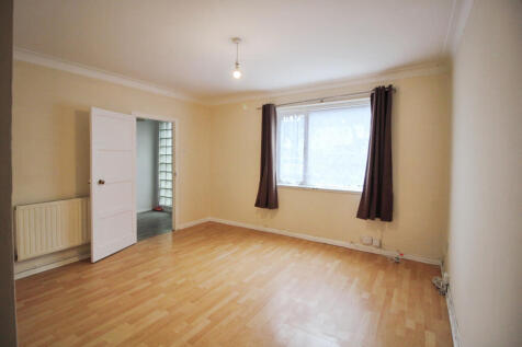 Arundel Close, London, E15