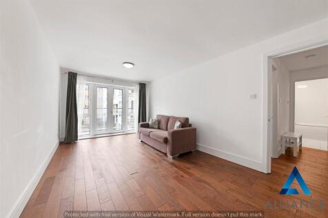 St. Davids Square, London, E14