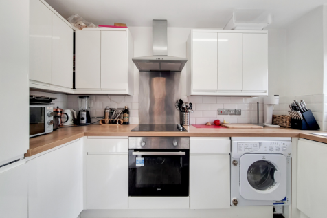 Telegraph Place, London, E14