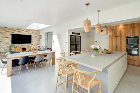 Barham Road, West Wimbledon, SW20